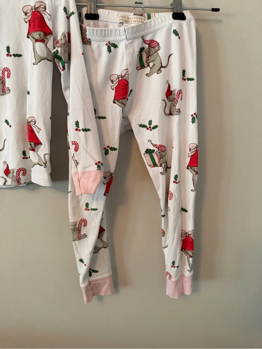 The Beaufort Bonnet Company Holiday Mouse Print Pajama Set - Pink & White